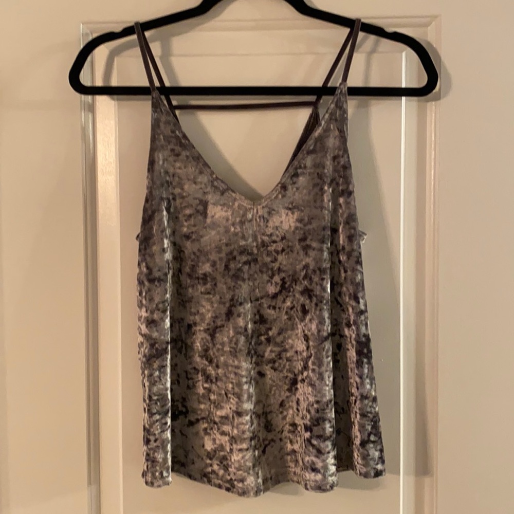 Velour, v-cut tank